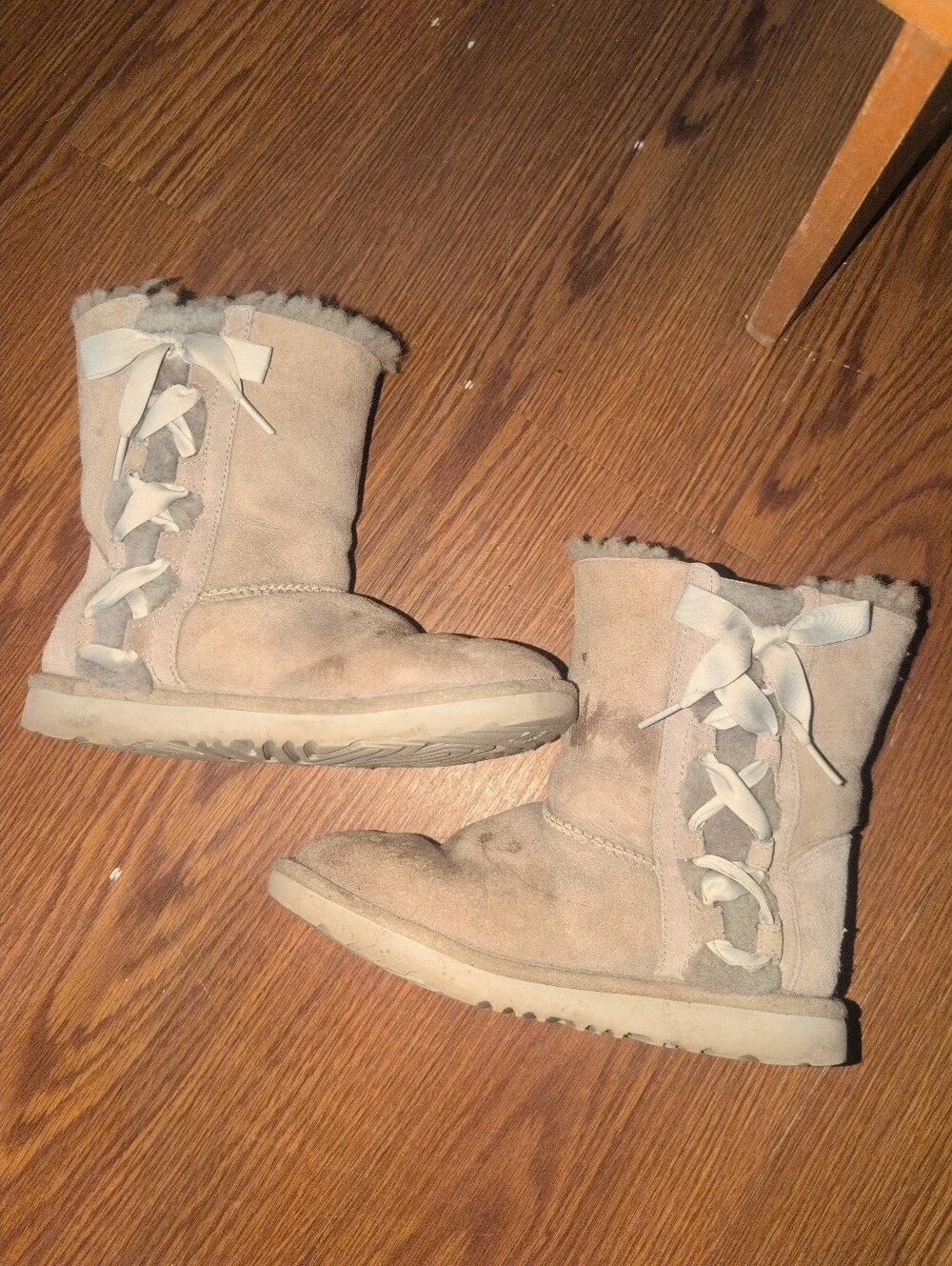 Ugg Youth Size 4 Boots